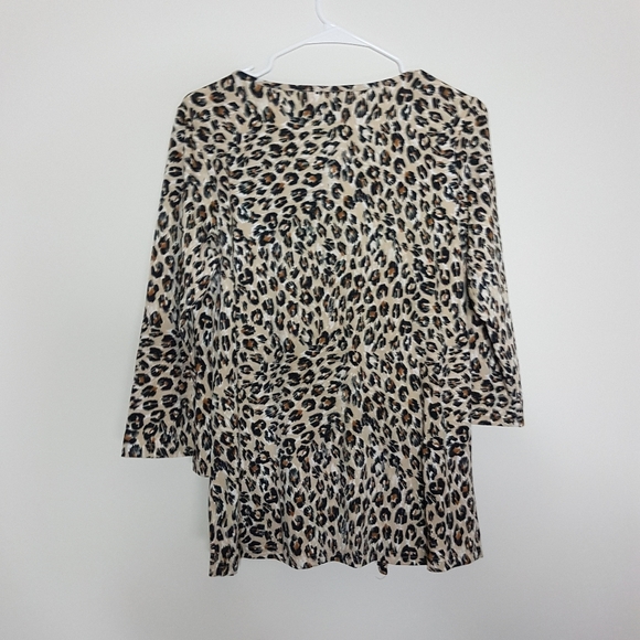 Signature Collection Animal Print 3/4 Sleeves Stretch Top - Picture 2 of 7